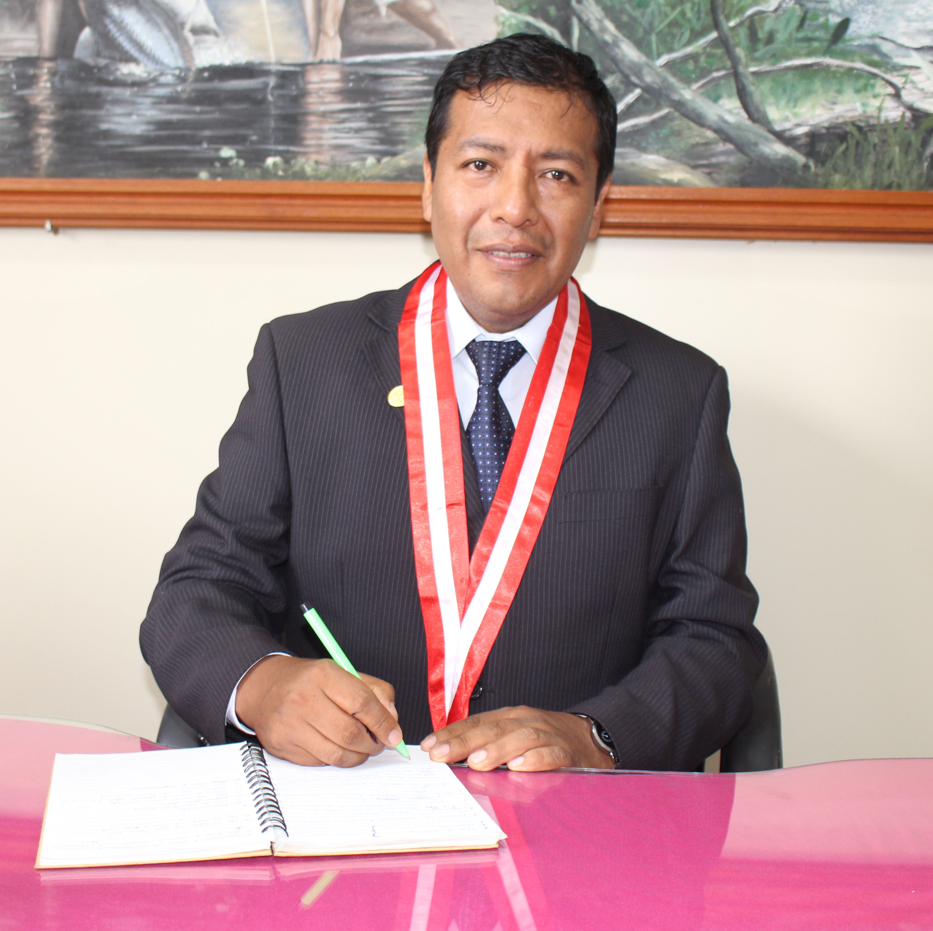 Dr. Joab Maquera Ramírez
